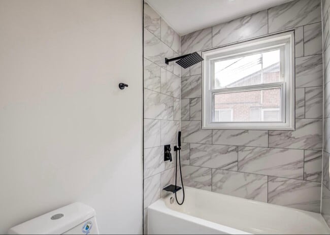 Foto del edificio - 3521 Chadwick Ct