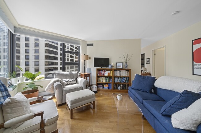 Foto del edificio - 401 E Ontario St