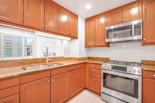 Foto del edificio - 1111 23rd St NW