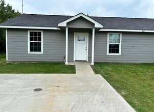 Building Photo - 907 FM 2830