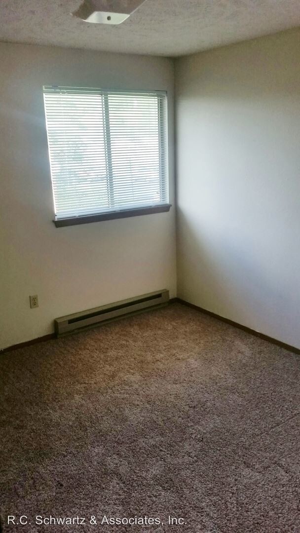 Foto del edificio - 4715-4715 N Sullivan Rd