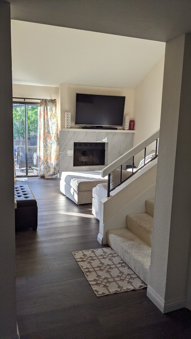 Foto del edificio - 9580 Hiker Hill Rd