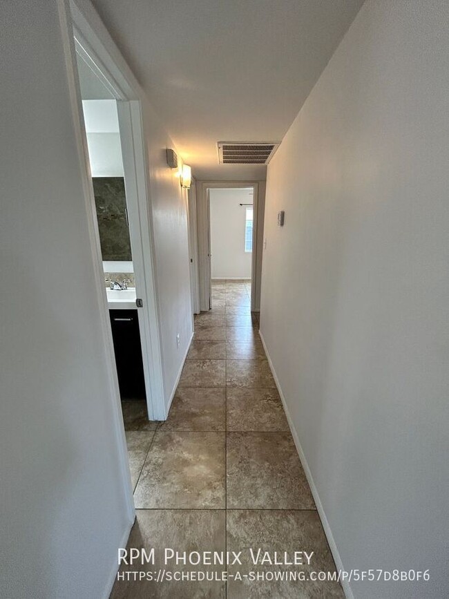 Foto del edificio - 18001 N 43rd Way