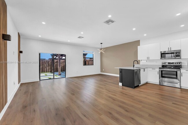 Foto del edificio - 13067 SW 286th St