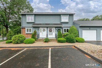 Building Photo - 410 Sandstone Dr