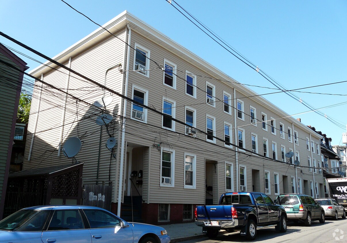 Building Photo - 10-20 Princeton St