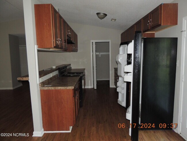 Foto del edificio - 513 Pine Valley Rd