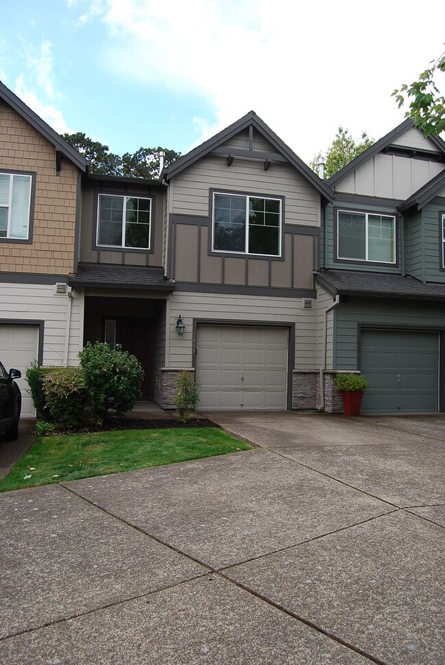 Foto del edificio - 3 Bedroom 2.5 Bath TownHome Newberg