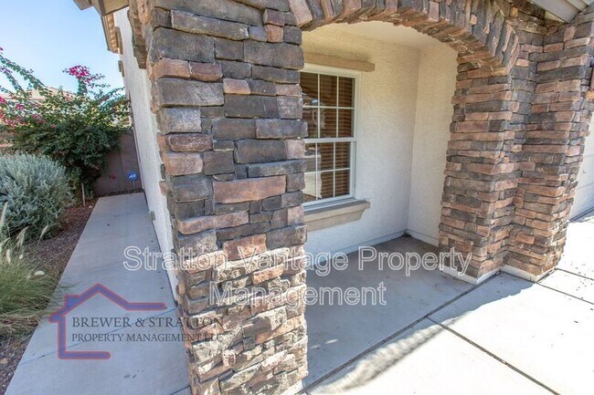Foto del edificio - 3699 N 292nd Ln