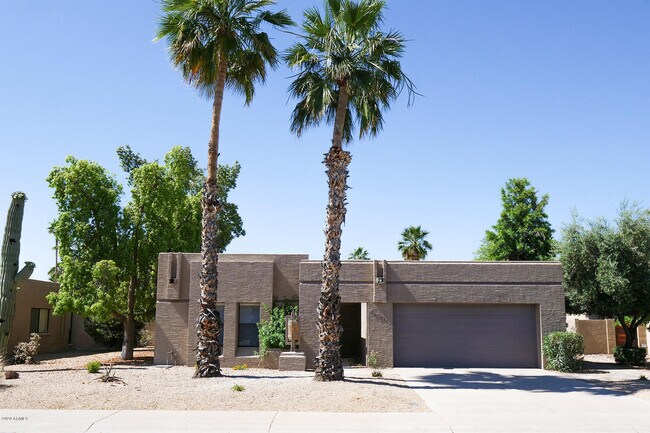 Building Photo - 6721 E Phelps Rd