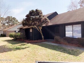 Building Photo - 111 Cherrywood Ct