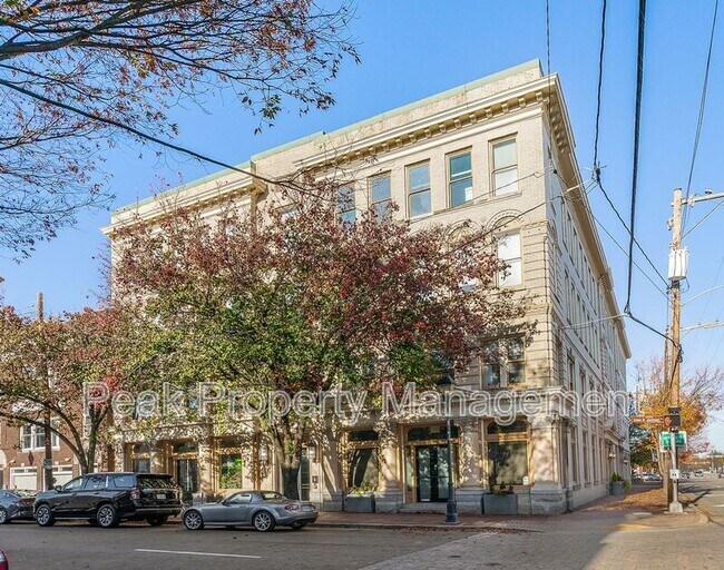 Foto del edificio - 212 E Clay St