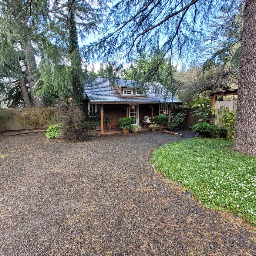 Primary Photo - 7617 SW Mapleleaf St