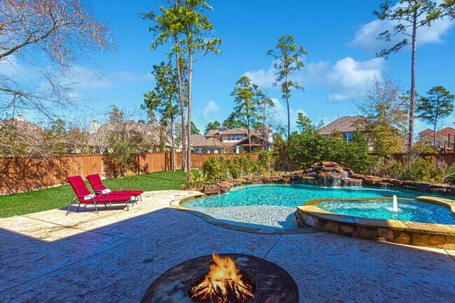 Building Photo - 6 Freestone Stream Pl