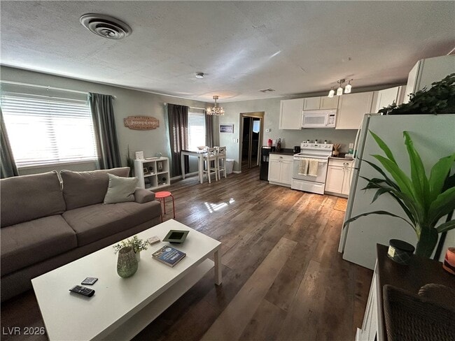 Foto del edificio - 1481 Lorilyn Ave