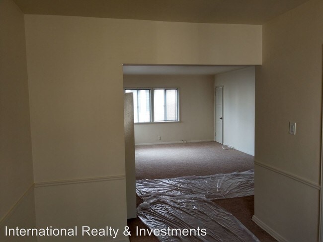 Foto del edificio - 1310 S Cochran Ave