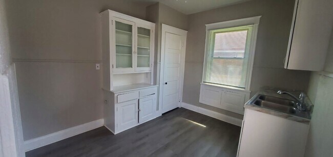 Photo - 1527 Dixmont Ave House