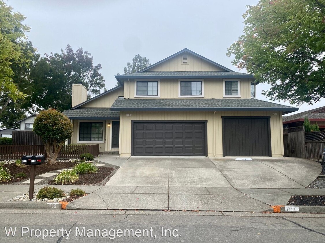 Primary Photo - 4 br, 2.5 bath House - 1116 Halyard Drive