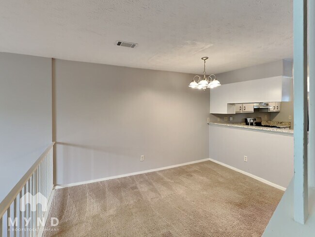 Foto del edificio - 6657 Witherington Ct NW
