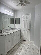 Building Photo - 11251 Ardencroft Dr S