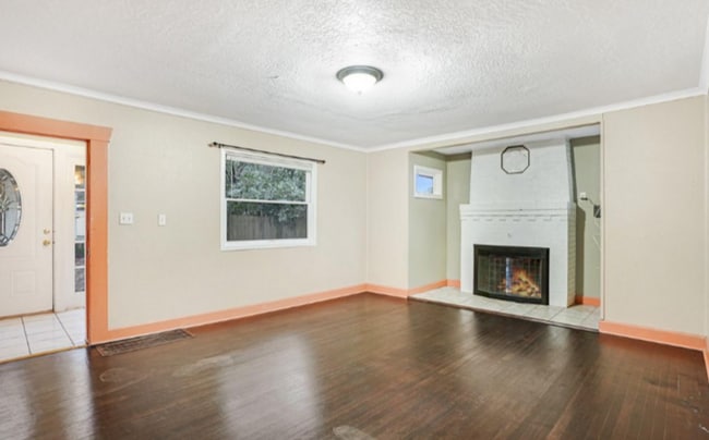 Photo - Updated 3br/2ba home with bonus room and f...