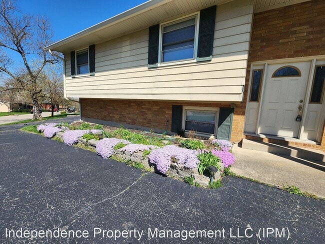 Building Photo - 3 br, 3 bath House - 2613 Symphony Way,