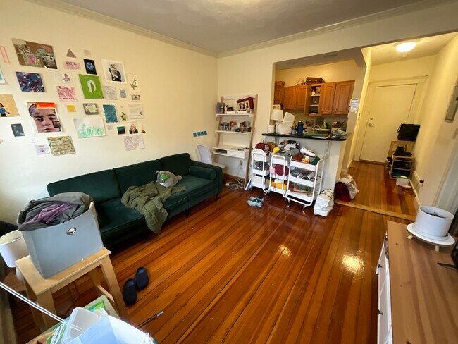 Building Photo - 15 Queensberry St