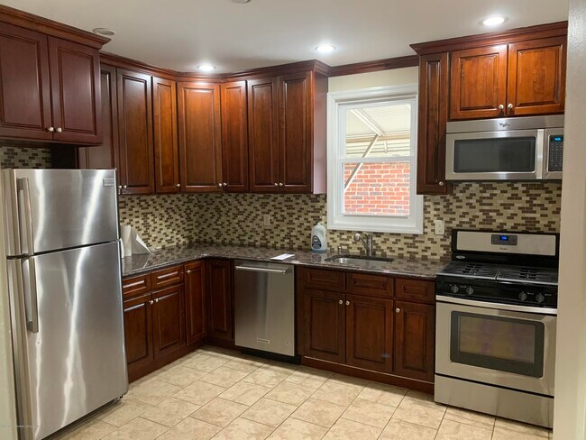 Foto del edificio - 206 Elizabeth St