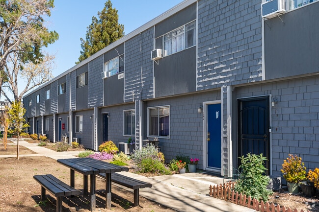 Exterior Building - Pine Terrace Apartments