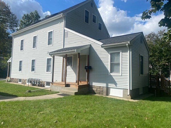 Building Photo - 14 12th St