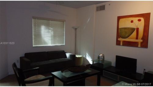 Foto del edificio - 6001 SW 70th St