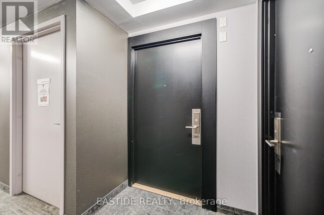 Photo du bâtiment - 159-3159 Wellesley St E