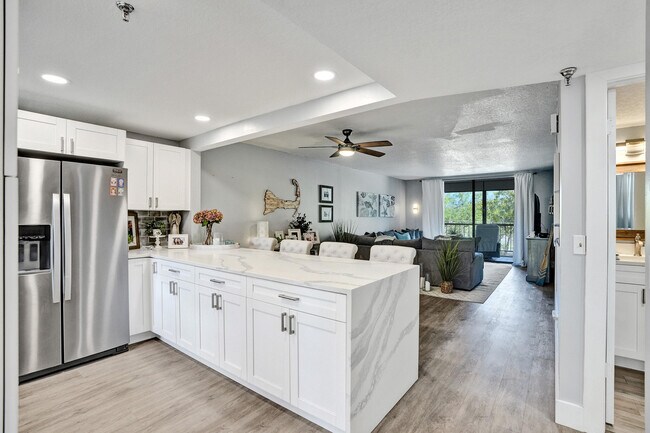 Foto del edificio - 2400 Deer Creek Country Club Blvd