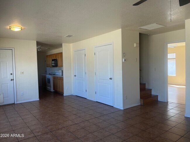 Foto del edificio - 1377 Leon Way