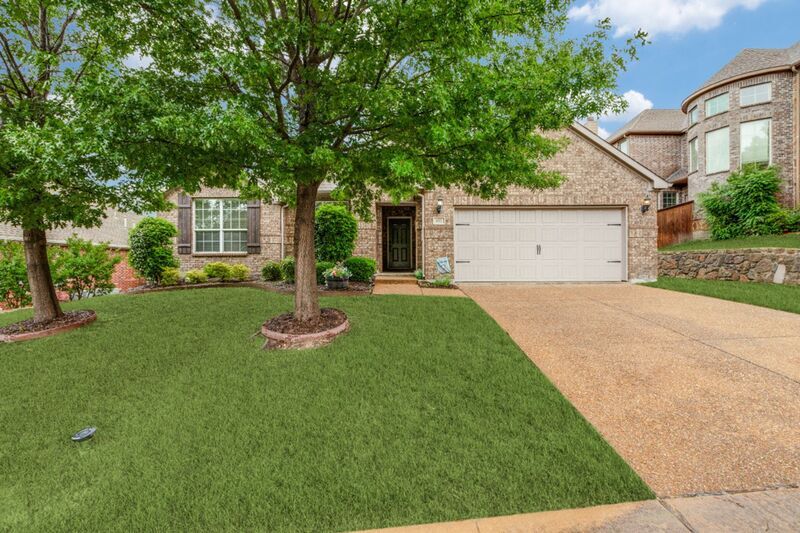 Primary Photo - 612 Excalibur Dr