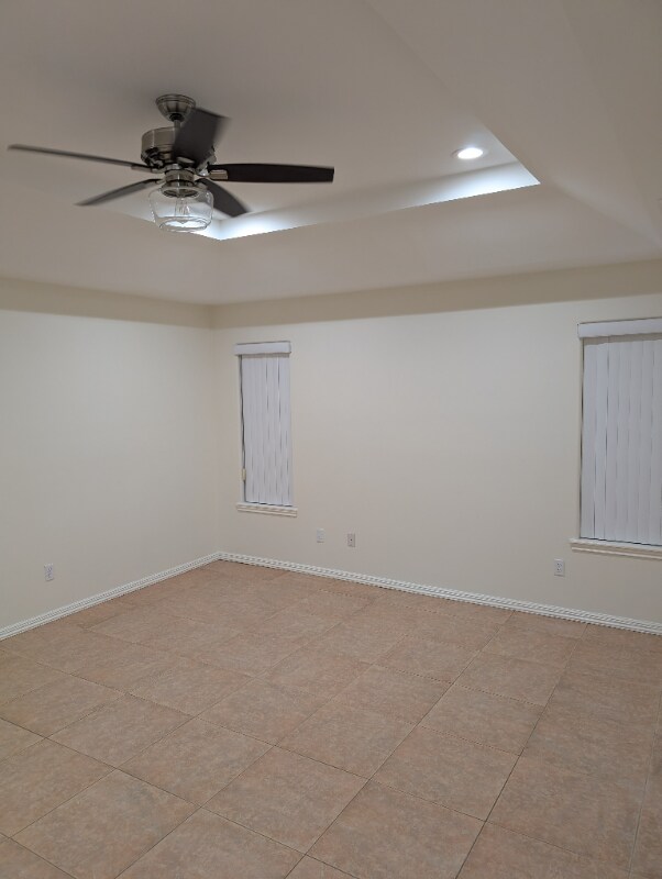 Foto del edificio - 2305 E 27th St