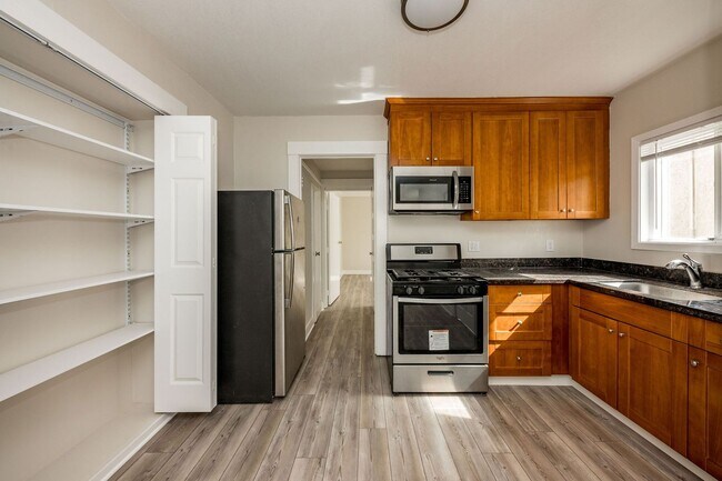 Foto del edificio - 84-88 N 7th St