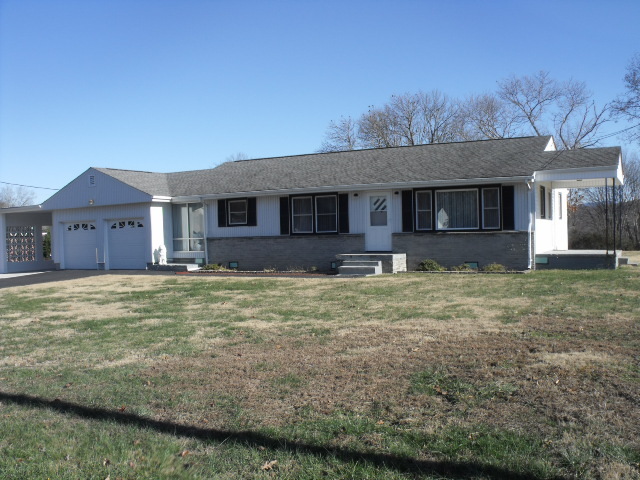 Building Photo - 327 E Williams Rd