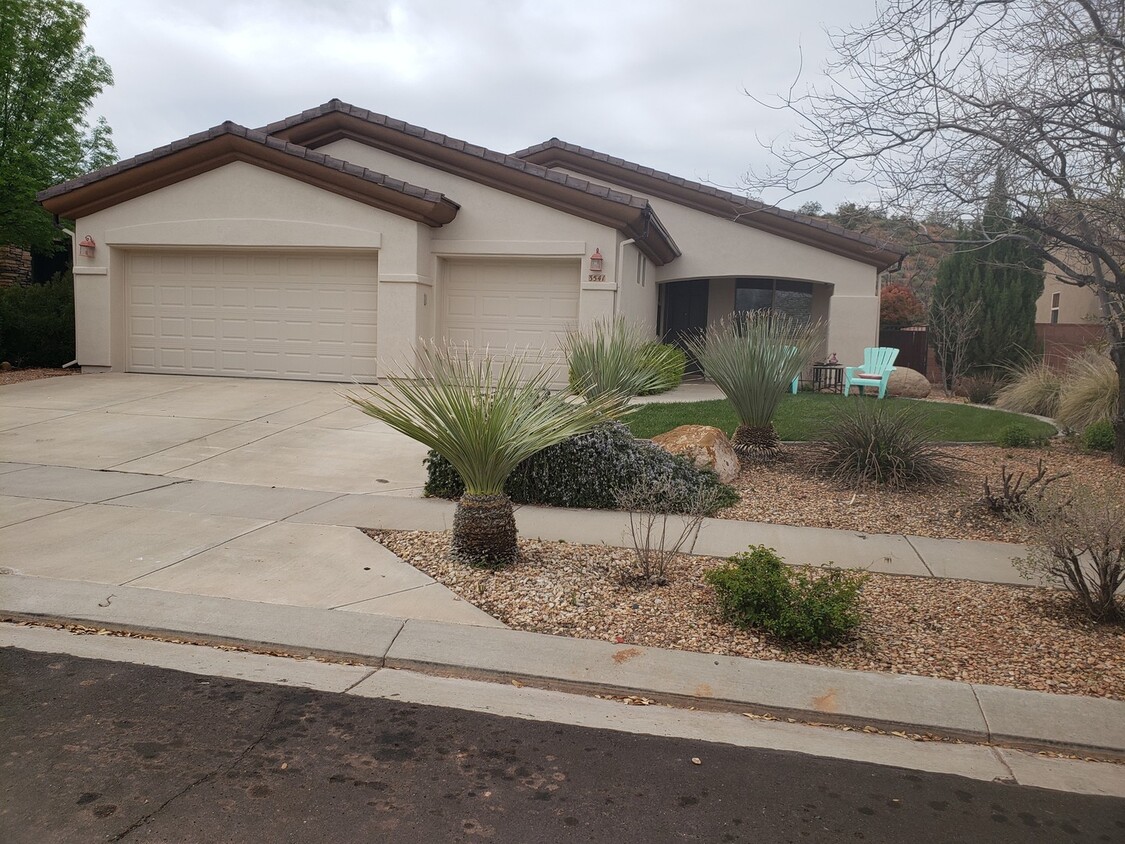 Foto principal - Beautiful Home in Coral Canyon