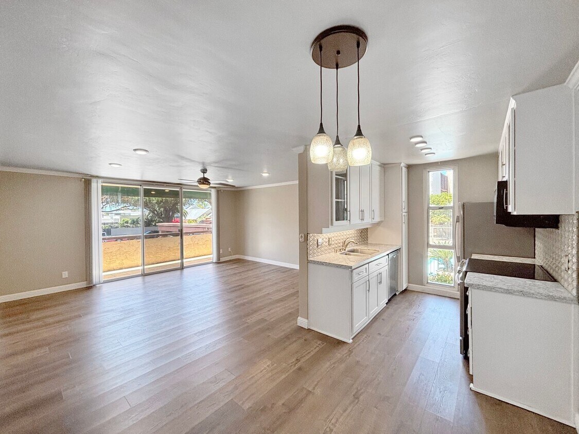 Foto principal - Beautiful 1B/1BA Upgraded Condo In La Joll...