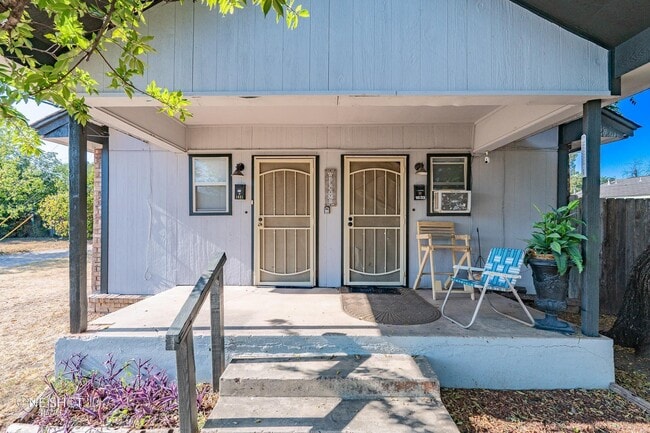 Building Photo - 1631 S 3rd St