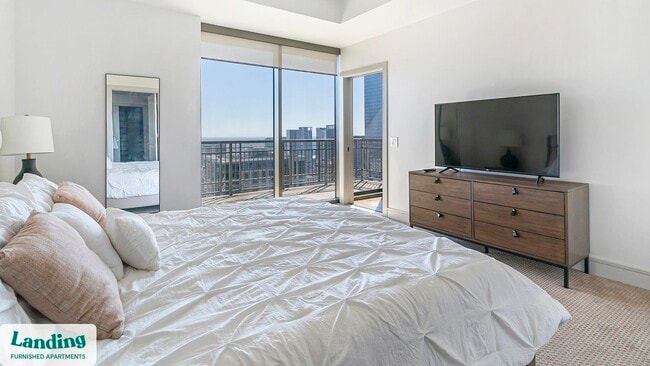 Building Photo - 777 Preston St