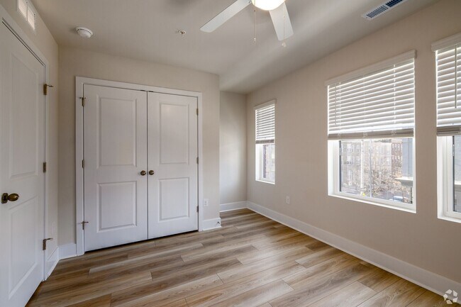 Foto del edificio - Newly Constructed 3bed/3.5 bath townhome available now!