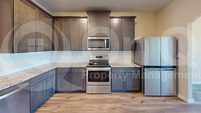 Foto del edificio - 1709 Cotton Blossom Ln