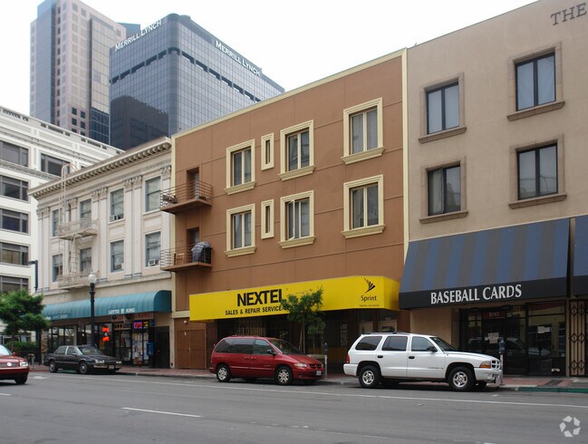 Foto del edificio - 1055 6th Ave