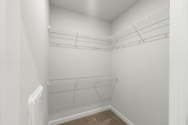 Building Photo - Evoke Living at Morris Field