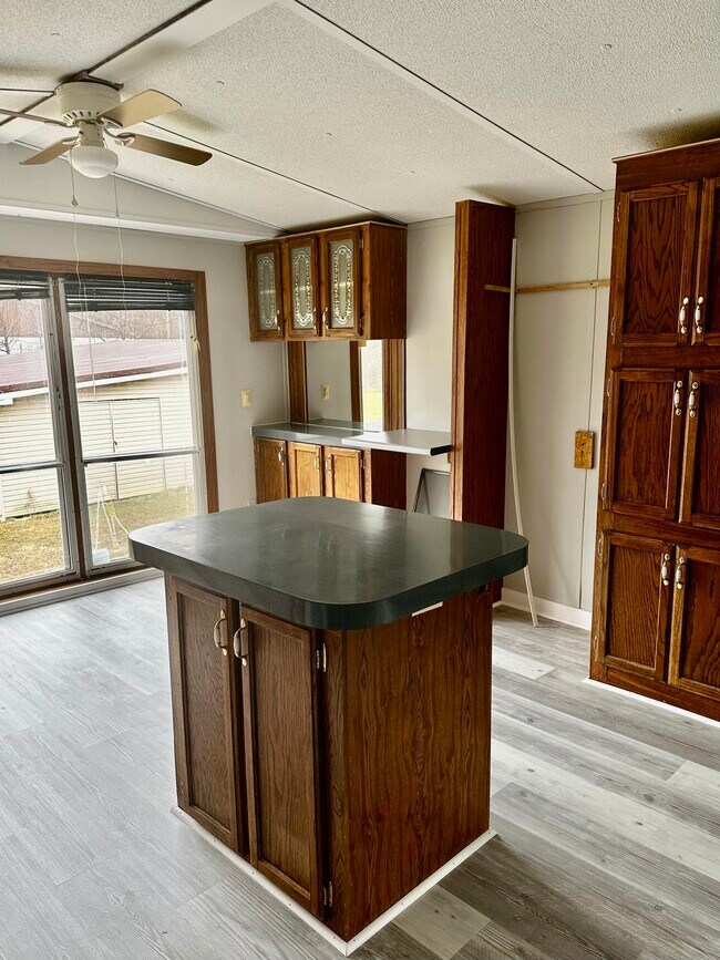 Foto del edificio - 4617 US-60