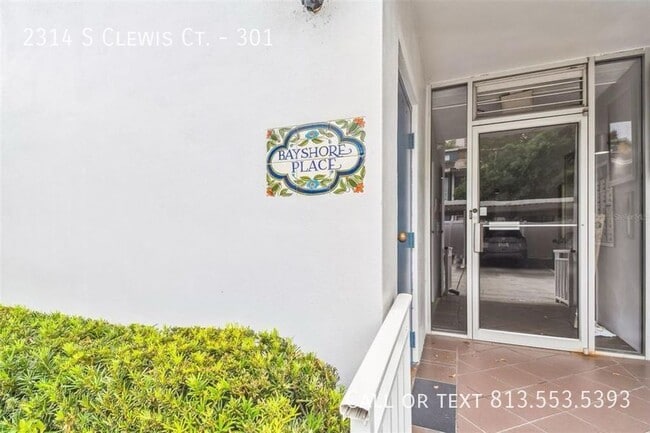 Photo - 2314 S Clewis Ct House