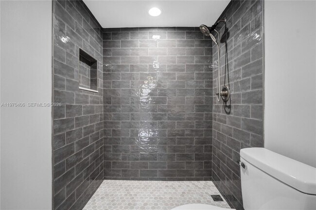 Foto del edificio - 7100 NW 17th St