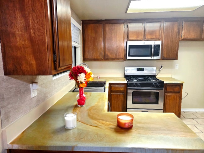 Photo - 514 Coronado Ave Apartment